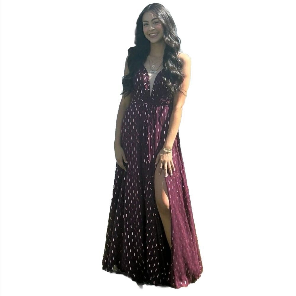 Betsy & Adam High Slit Metallic Print Gown Size 10 Chiffon Formal Wedding Guest